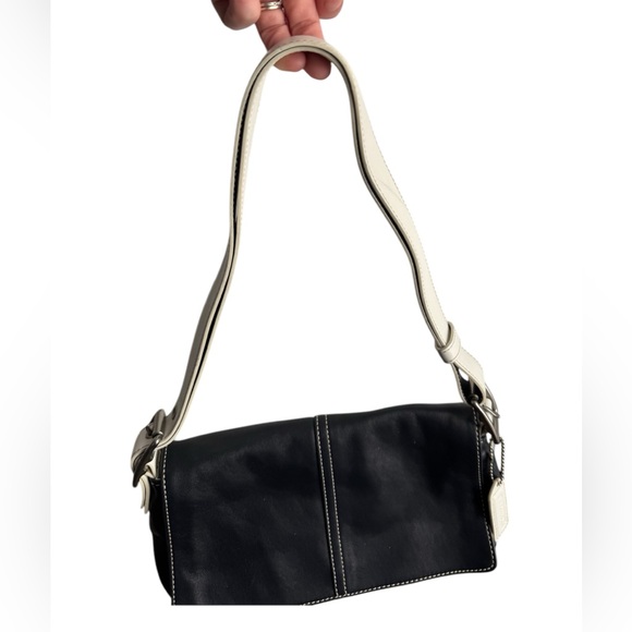 Coach Blue and White Leather Handbag with Coinpurse - Picture 16 of 16